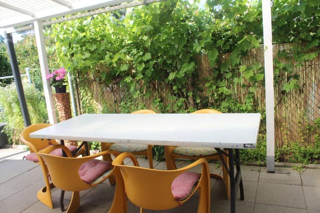 Kleines Haeuschen Am Garten In Darmstadt Eksteriør bilde